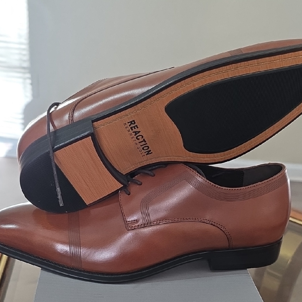 Reaction Kenneth Cole Men's Tan Oxfords